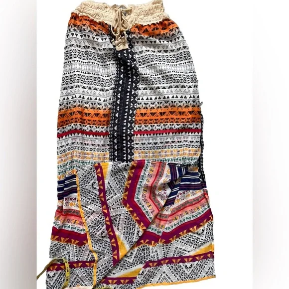 VENUS Side Slit Geometric Maxi Lightweight Skirt Brand New! XS - Picture 8 of 9